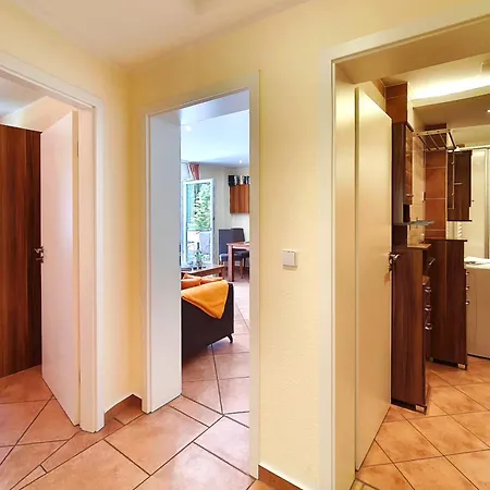 Apartamento Kuestenwaldhaus Pinguin Koserow