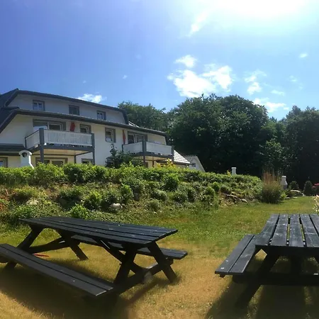 Kuestenwaldhaus Pinguin Apartamento Koserow